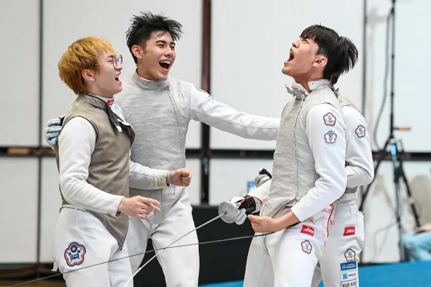 亞錦賽鈍劍男團摘銅！　19歲許勝閎逆轉演出驚豔