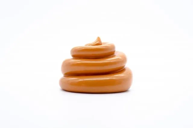 糞便飄油耗味恐是胰臟炎！醫：氣味改變比症狀早出現