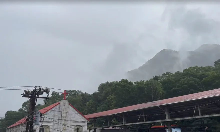 高雄山區豪雨狂炸！「5地區」今停班停課　市府急撤近2000人