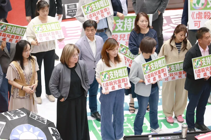 郭昱晴洗地失敗大翻車！　網友轟：失控殺孩子可減刑？
