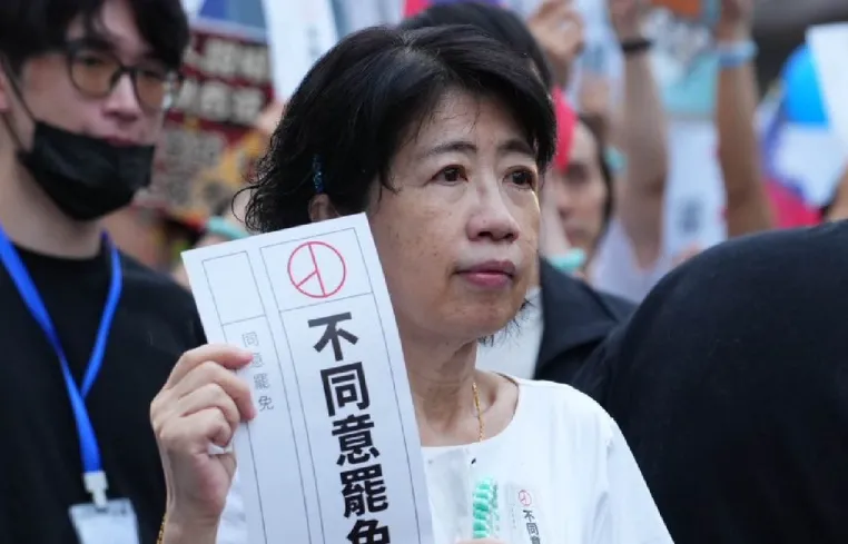 陳佩琪驚爆遭「另案偵查中」　律師：跟彭振聲妻子一樣