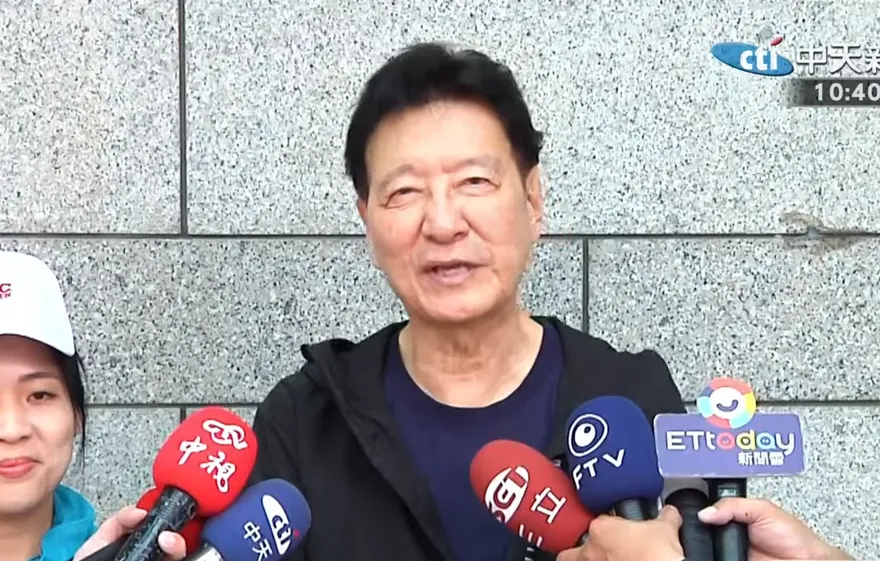 趙少康直球對決徐重仁　「有證據就把通共藍委抓起來！」