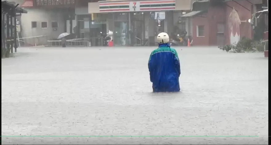 南部豪雨水患　黃軒示警：恐引爆11病「4種」會奪命