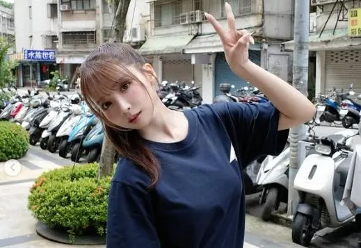 三上悠亞捲婚紗風波二度無奈發聲　曬S曲線解放「渾圓車頭燈」
