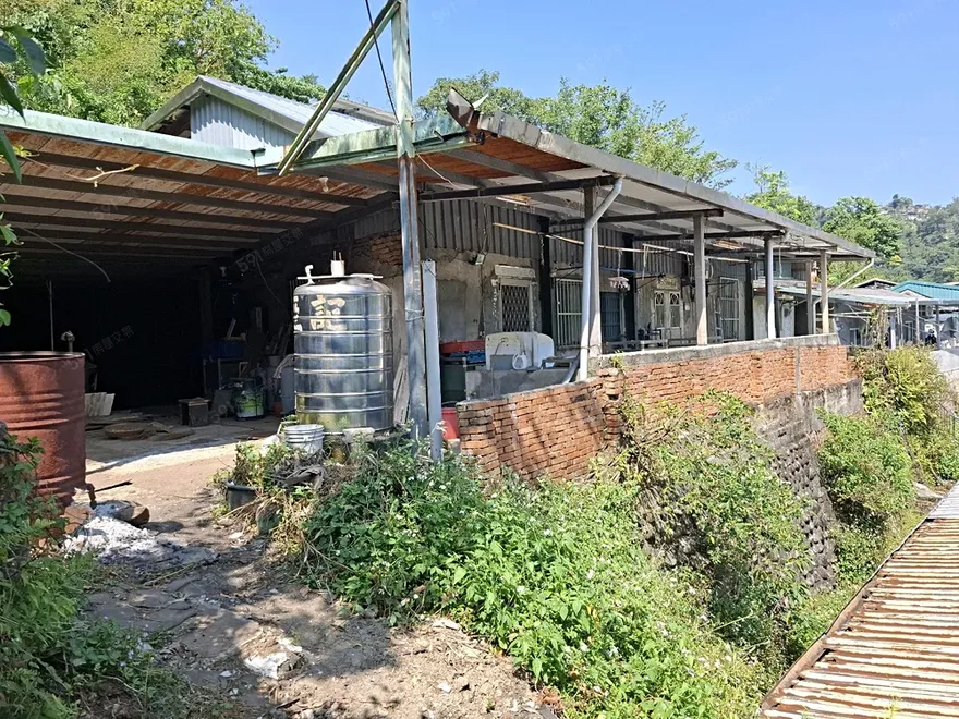 1坪15萬！大安區透天厝可養雞種菜　專家：貸款恐受限