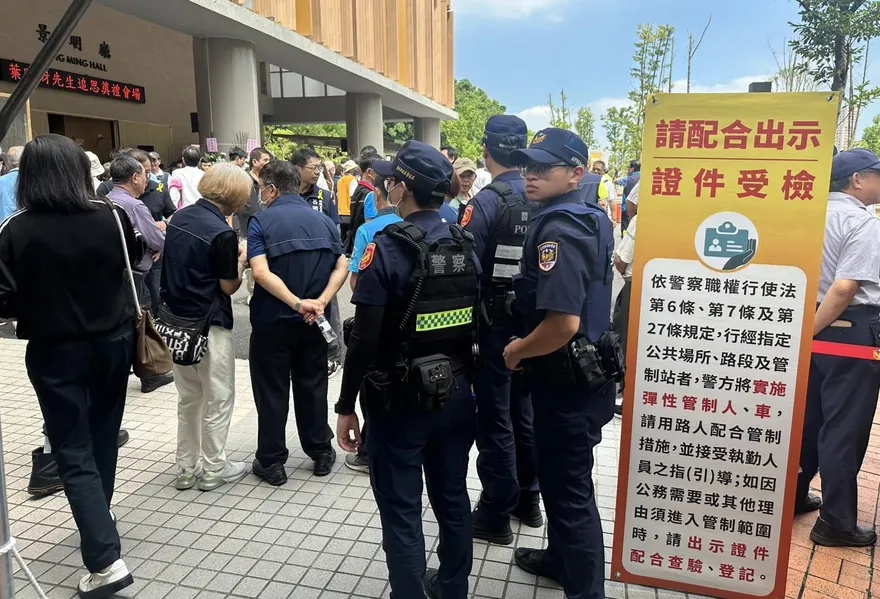 「牛埔幫」創幫老大今告別式　北市50警力蒐證維安