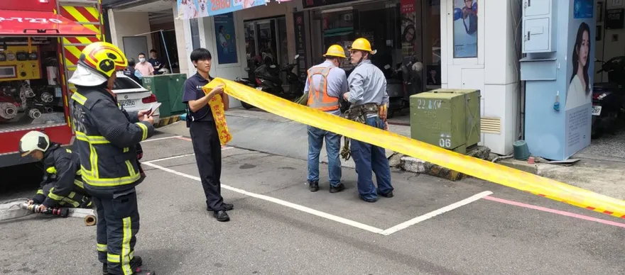 台中西屯突停電！「電箱冒煙」還有爆炸聲　22戶受影響
