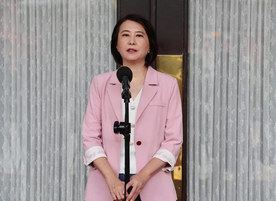 去函政院檢討罷免失敗？總統府批公然造假　慘遭王鴻薇狠打臉