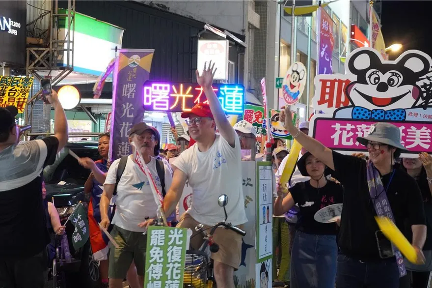 青鳥內鬨了！花蓮罷團「不銷毀志工」文件　支持者轟：還我個資