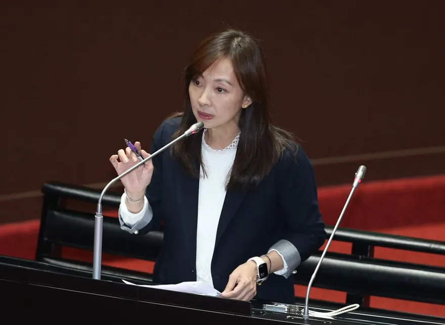 大罷免遭血洗！綠黨團大震盪…「公審路人」郭昱晴請辭副書記長