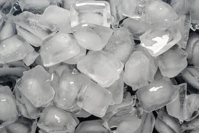 愛吃冰塊竟是「缺鐵」警訊？醫：這9種症狀你恐早就中了