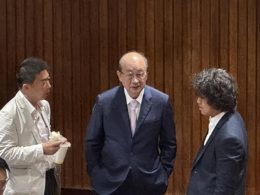 賴清德想硬逼英系就範？謝寒冰斷言後果：民進黨會立馬大亂