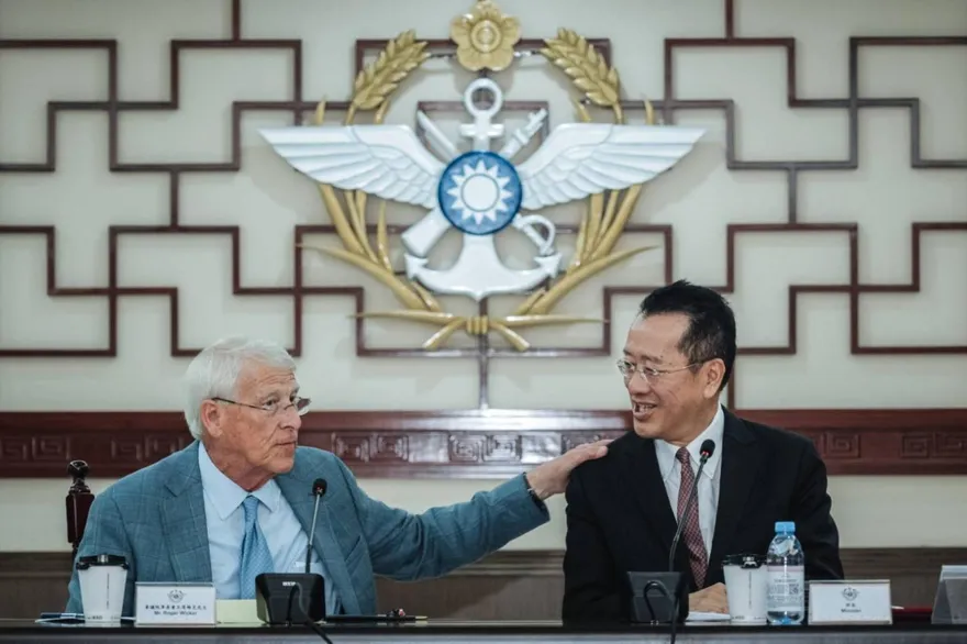 美參院軍委會主席會見顧立雄：改變「戰略模糊」政策並不必要
