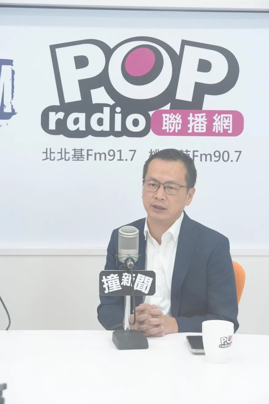 羅智強當面洗臉媒體人　批民進黨拿國家資源養綠媒攻擊在野