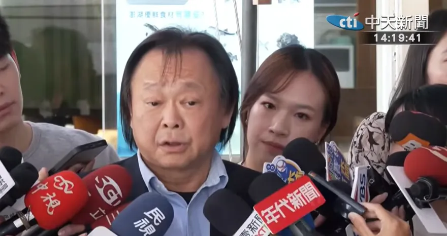 花蓮淹水傅崐萁槓中央　王世堅撂英文嗆：縣府啥都沒做別推卸責任