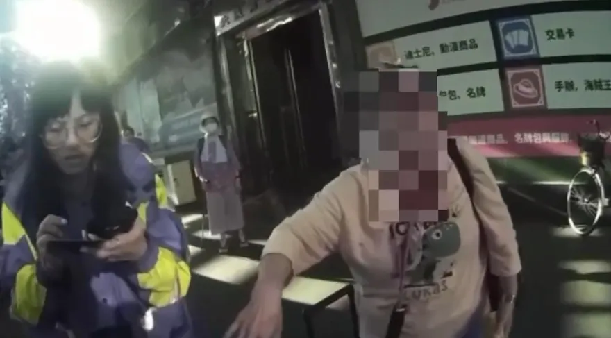 影/永和2婦搭電梯太擠起衝突　互毆頭破血流