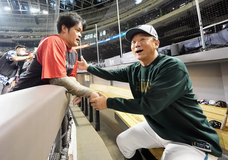 為林智勝生涯終戰開轟送上祝福　洪一中：打得好就鼓掌