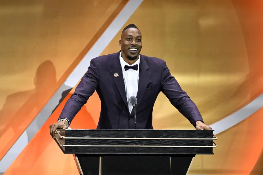 NBA/霍華德名人堂演說「致敬台灣」！擁抱歐尼爾解心結