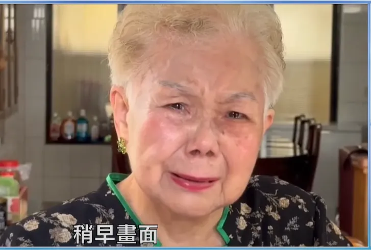 影/柯媽媽淚崩！備妥火爐　等柯文哲交保奔新竹老家團圓