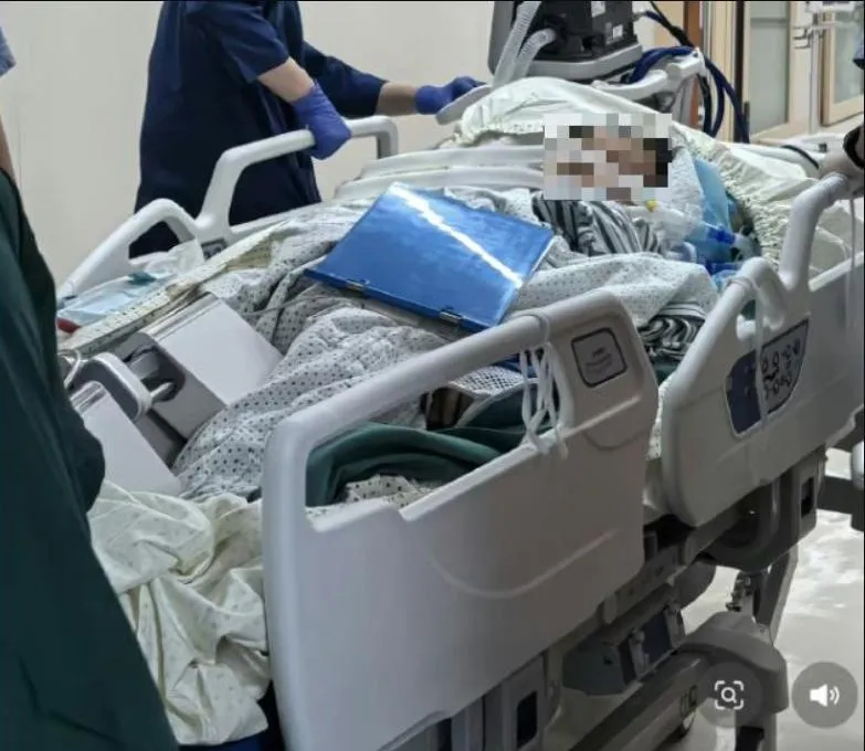 散步踩到「化骨水」秒腿軟　陸婦中毒亡...官方急查源頭