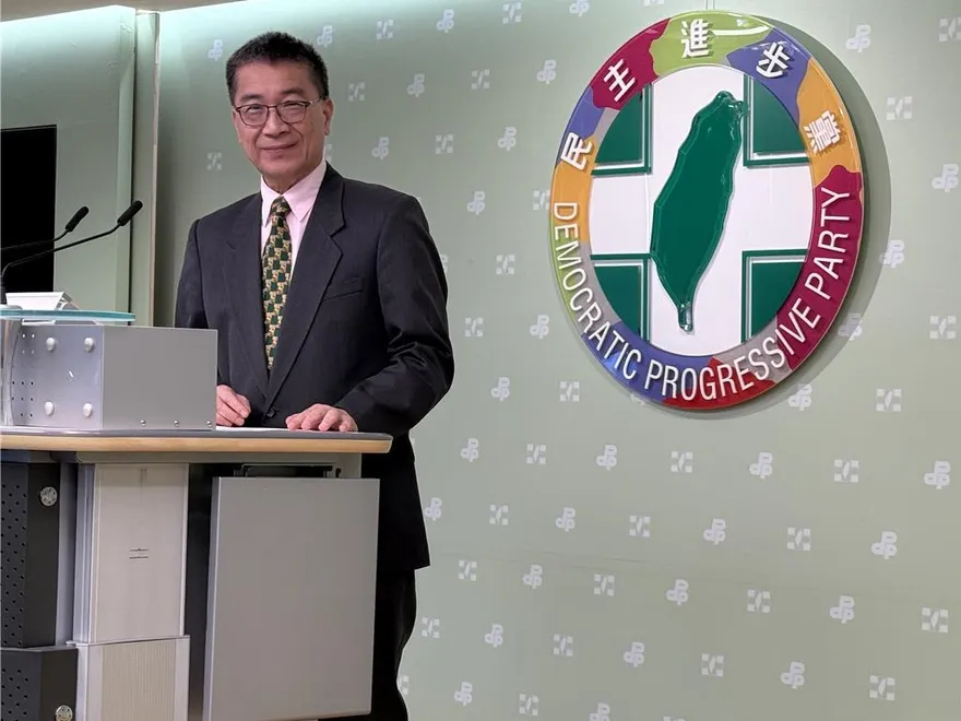 影/民進黨既定政策？徐國勇嗆沒光復節　郭正亮驚喊：問題大了