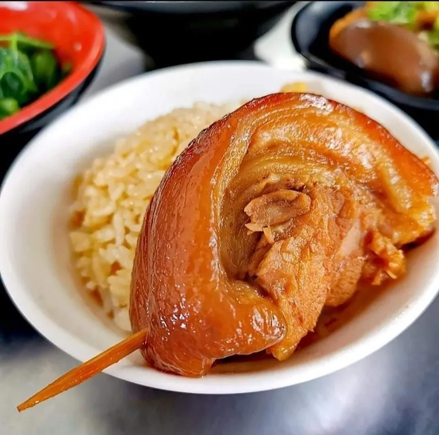 撐不住了！彰化阿泉爌肉飯：10/1起爌肉商品漲5元