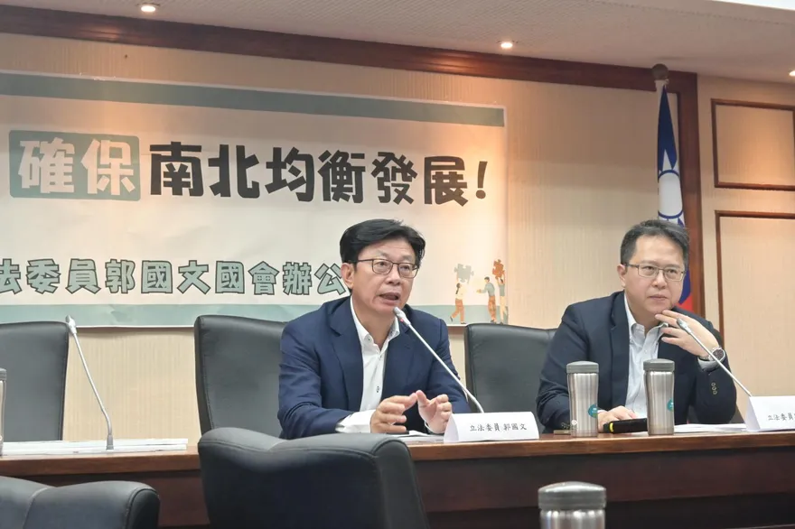 謝龍介質疑光電挨告　郭國文嗆「造謠後果」：若我官商勾結願請辭