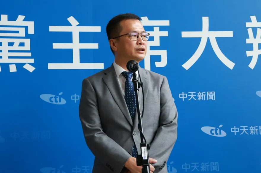 國民黨主席大辯論/強調「一個太陽」重要性　羅智強：內鬥必敗
