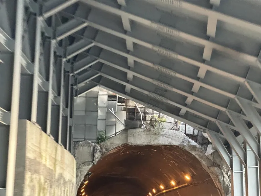 大清水明隧道頂板剝落！　公路總局：趕颱風來襲前臨時修補