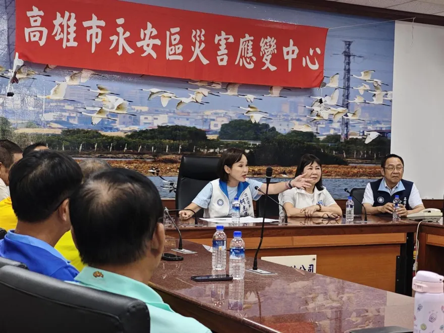 賴瑞隆慘了！護航台電打柯志恩翻車　藍青年轟：向高雄市民道歉
