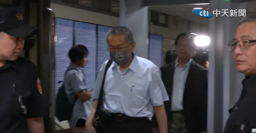 柯文哲批「奉公守法公務員整死老百姓」　當庭訴電子腳環讓他痛苦
