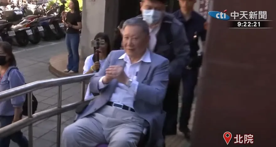 沈慶京：柯文哲「像黃大洲」沒金錢往來　氣憤檢方不查林欽榮