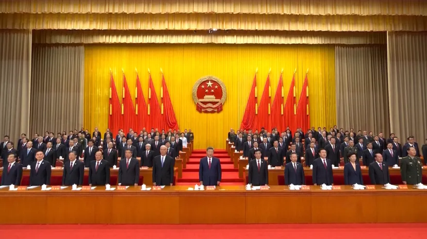 習近平出席新疆自治區70週年大會　王滬寧：要堅持依法治疆