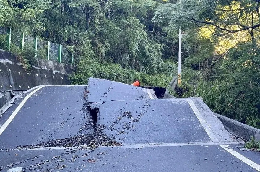 台東霧鹿、利稻村斷路斷電斷網　居民急向外界求援