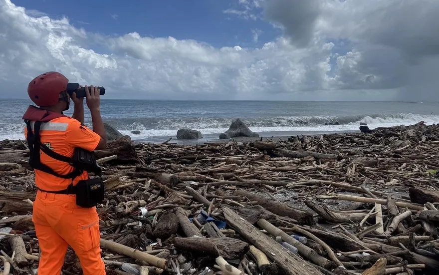 海巡署持續調度全國人力支援　陸海空全力搜救