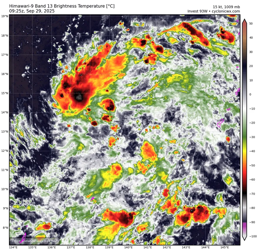 颱風擾中秋連假？熱帶擾動雨炸台灣東部　專家憂路徑偏北