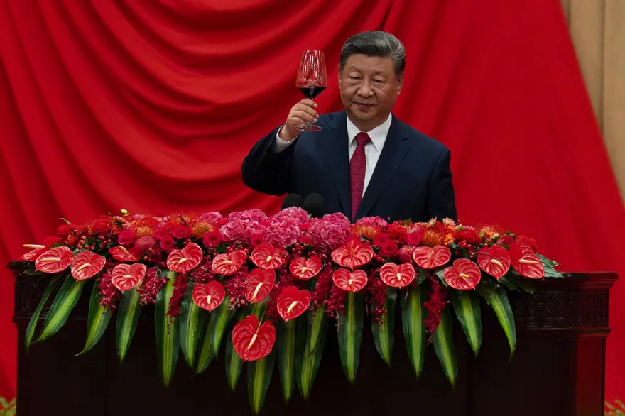 陸十一國慶招待會提台灣　習近平：深化兩岸交流反台獨