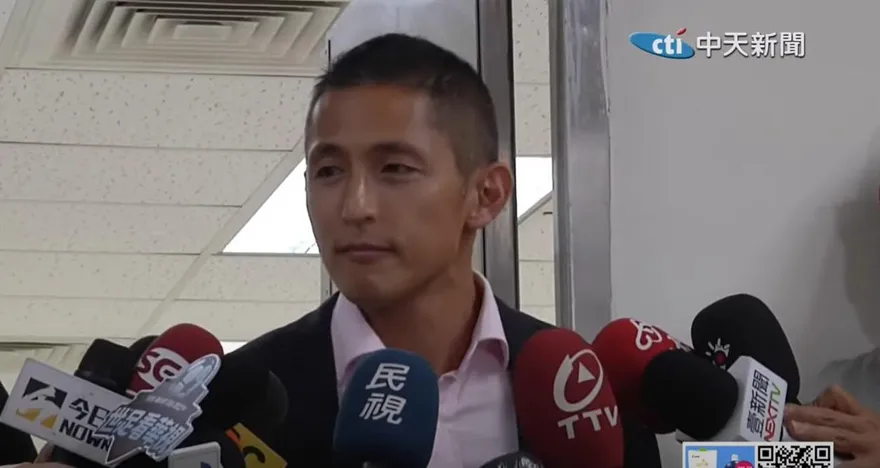 吳怡農又出現了！親回參選台北市長意向：爭取機會服務市民