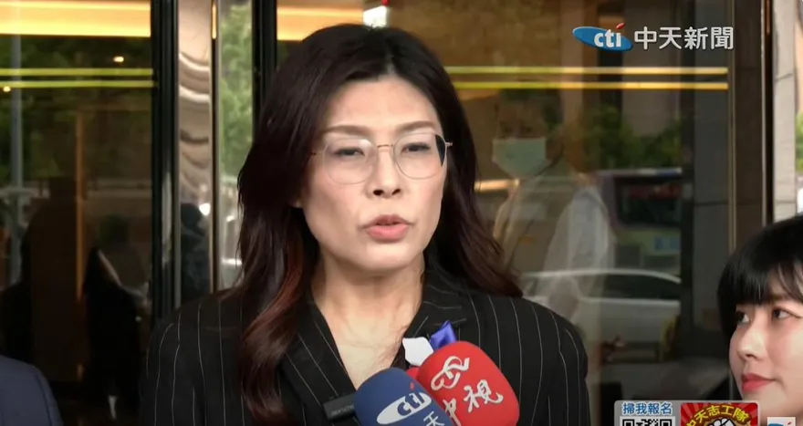 拜會商總理事長許舒博　鄭麗文：無法接受美方提晶片五五分