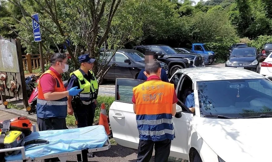 北市翁遊陽明山突血氧過低　孝子急報案警助送醫救命