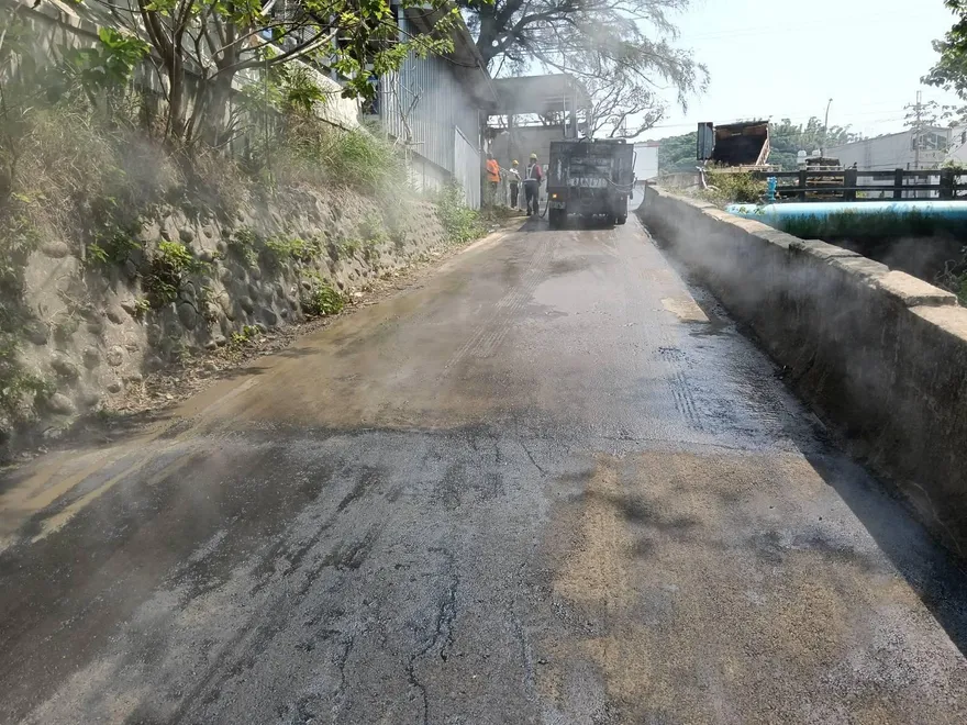 竹市長興街地下道自來水管破裂！　路基下陷3萬戶停水