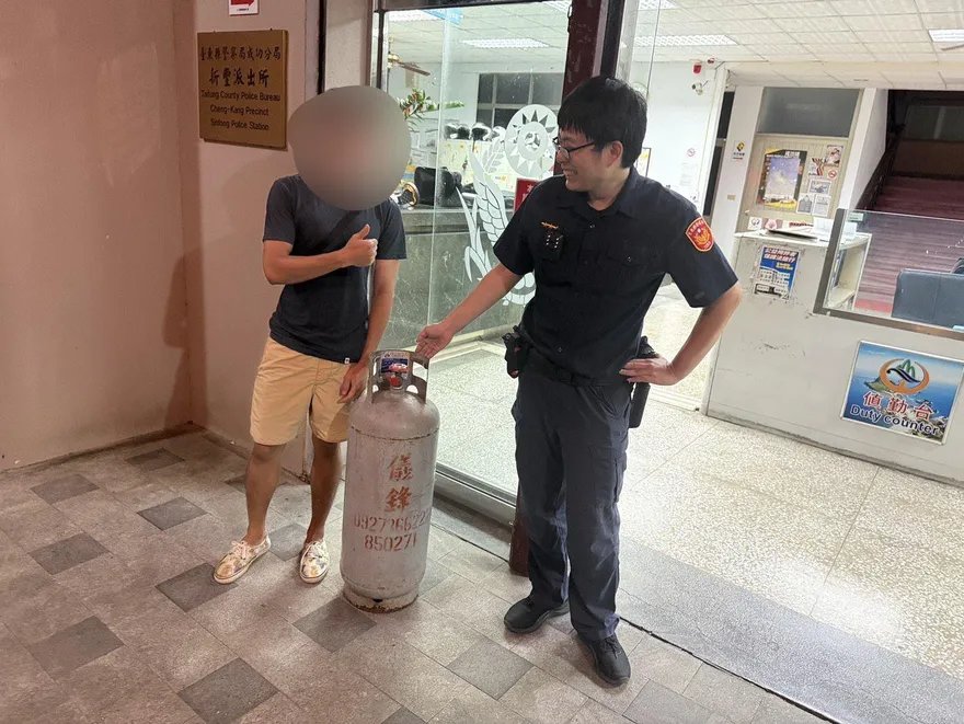 台東網紅咖啡廳瓦斯桶失竊　竊嫌「「有護腰」」警1小時破案