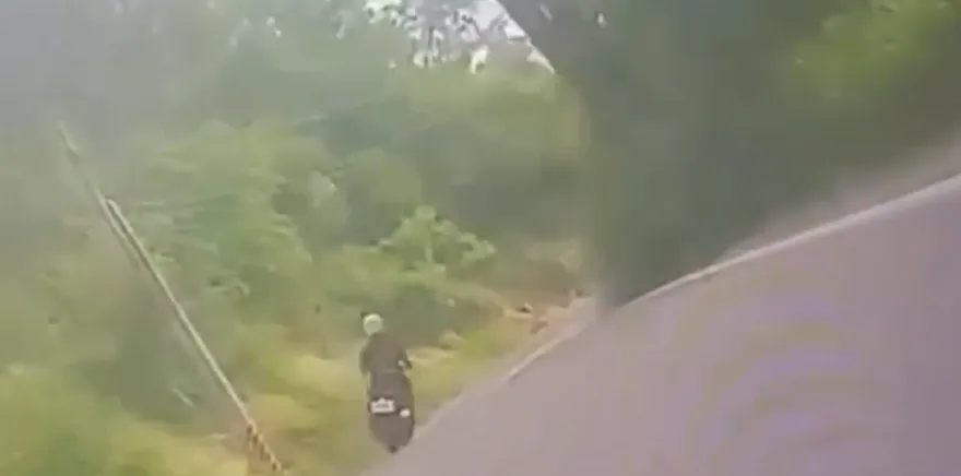 影/台南無照駕駛撞死無照騎士　事發前「壓車過彎」影片曝