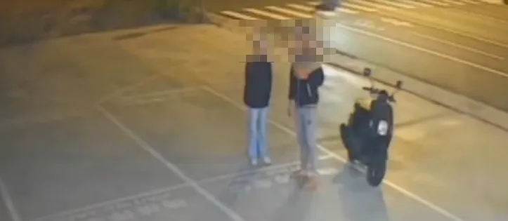 影/台南男子加油站抽菸被制止！當場飆罵三字經　警將開罰