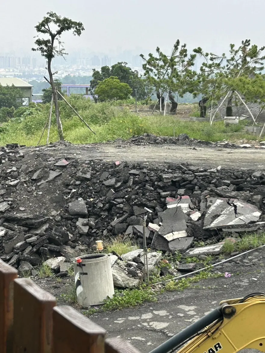 大坪頂保護區成「柏油山」？　高市府駁：符合土地管制規定