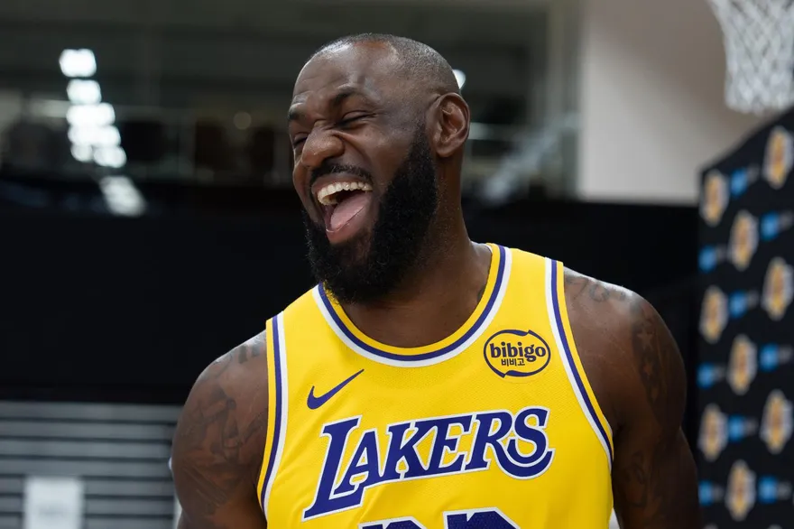 NBA/被詹皇「第二次決定」騙去買票不爽了！球迷怒告詐欺求償2萬