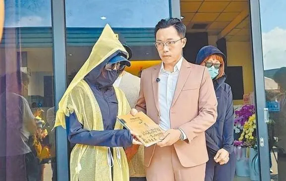 女代書欠債1.7億墜樓亡　高雄紫靈宮姊妹3人檢方訊後請回