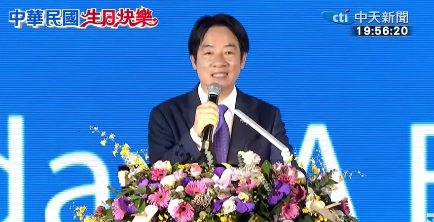 感謝韓國瑜、許淑華全力籌備國慶焰火　賴清德：請給他們熱烈掌聲