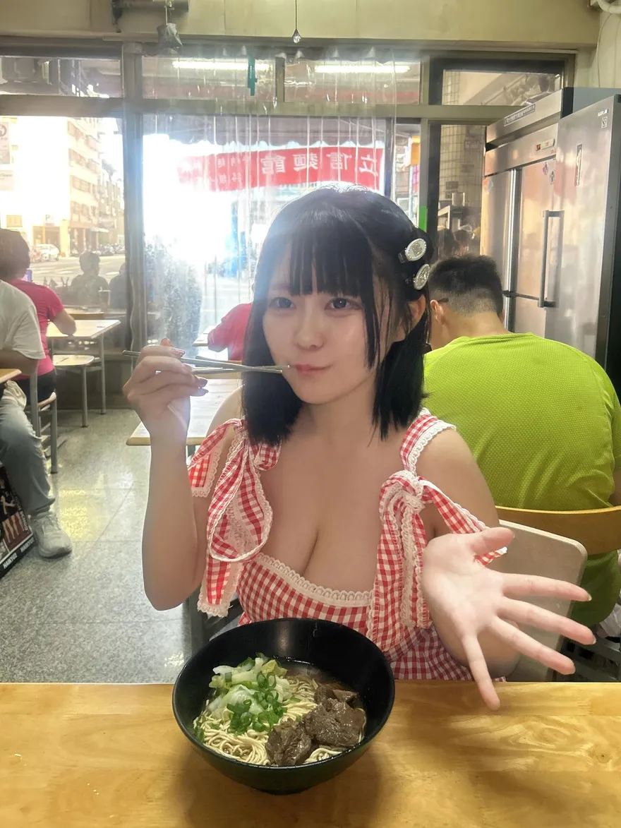 日偶像Utane高雄吃「60元牛肉麵」！網友神出店家