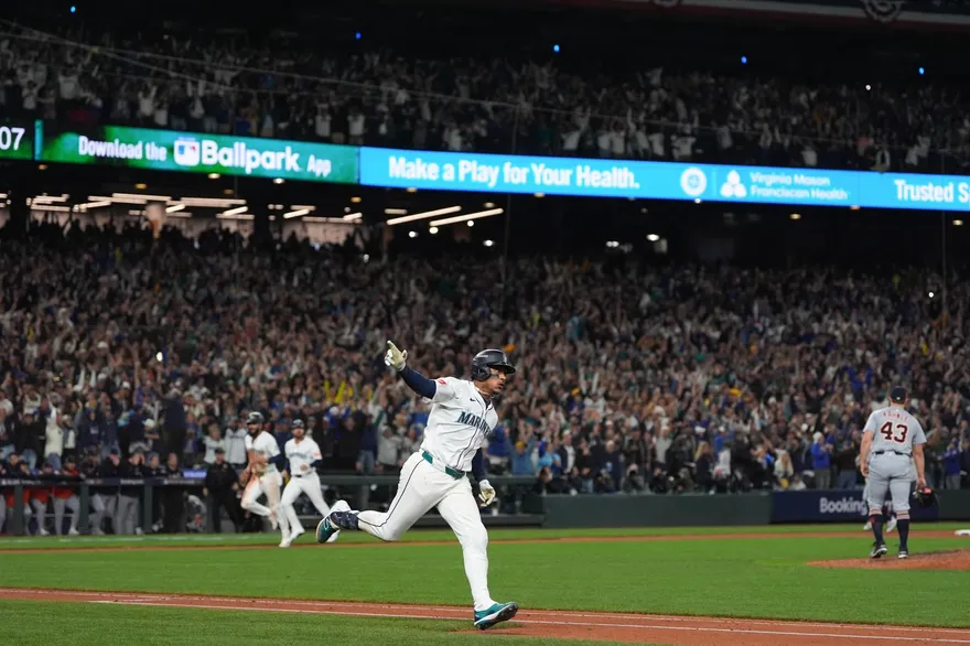 MLB/15局延長賽擊敗老虎晉級　水手克勞佛：謝天比賽結束了